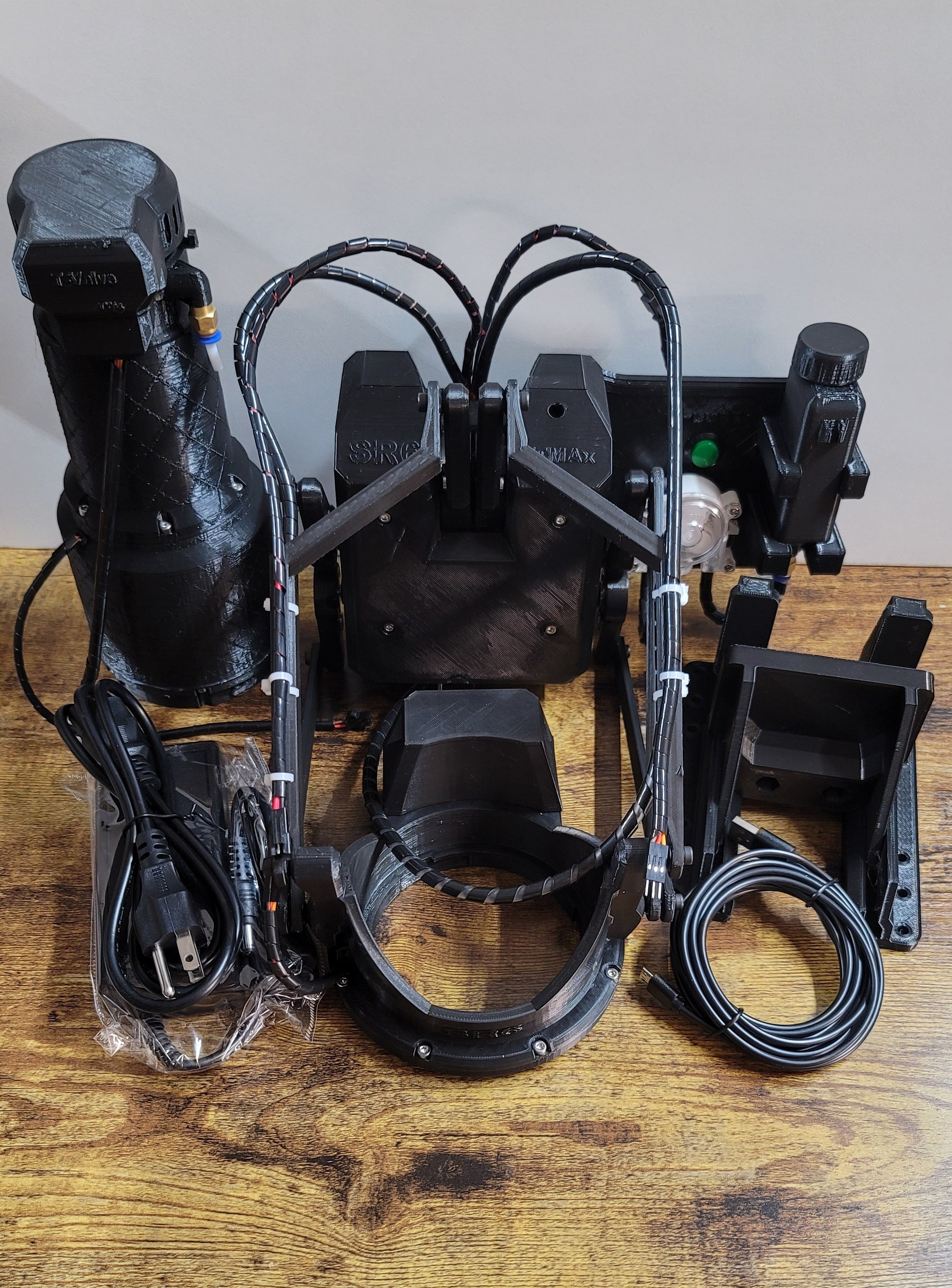 SR6 All the Way (Twisting, Suction, Heating, and Self Lubing) SR6 All the Way (Twisting, Suction, Heating, and Self Lubing)